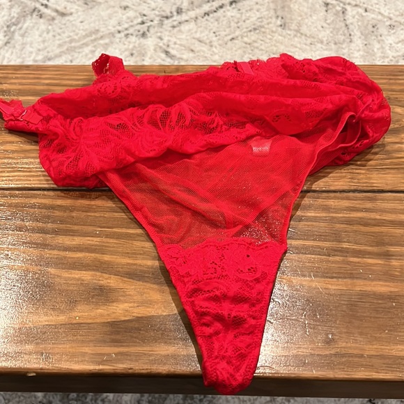 Victoria secret Lace Bottoms - Picture 3 of 4